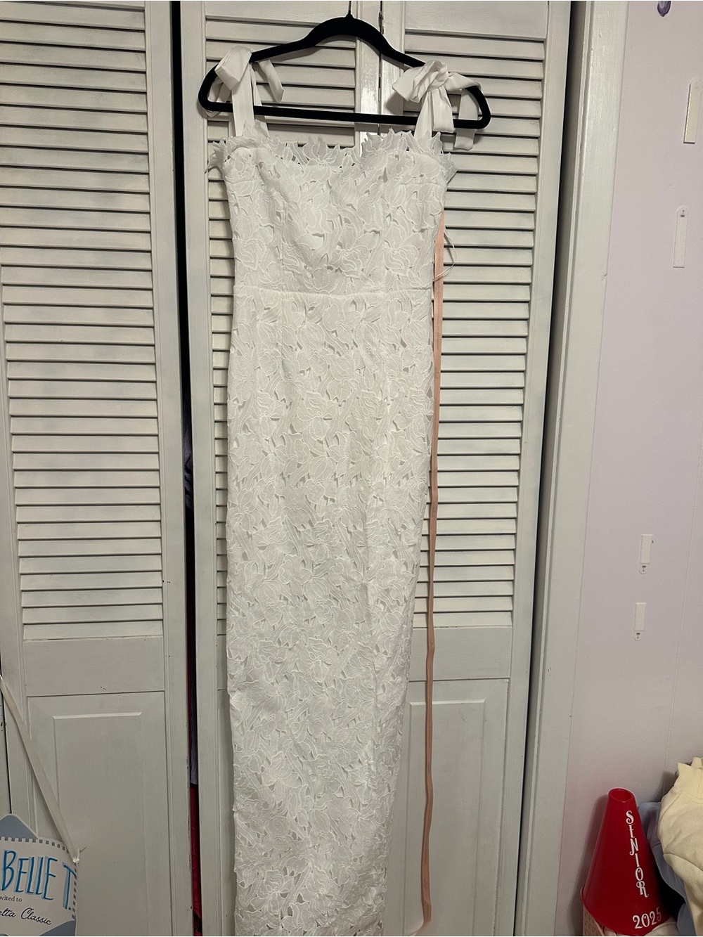 Lulu’s White Lace Tie-Shoulder Maxi Dress NWT
